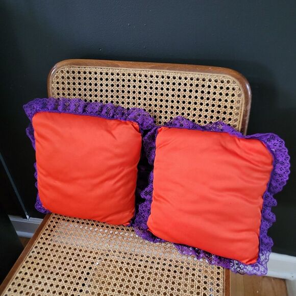 2 Day of the Dead Halloween Lace trim throw pillows 12 x 12 - Picture 4 of 6